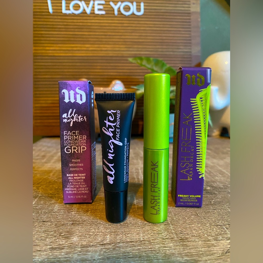 Urban Decay Travel Size 2-Pack All Nighter Face Primer & Lash Freak Mascara